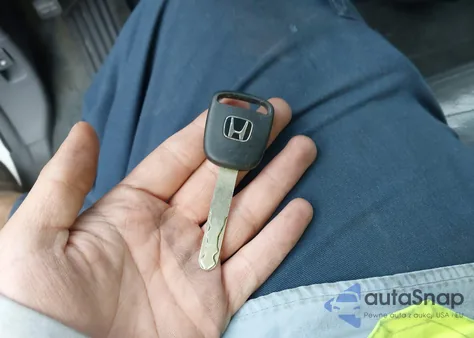 2005 Honda Odyssey Touring z USA, uszkodzony, nr VIN 5FNRL38865B087647